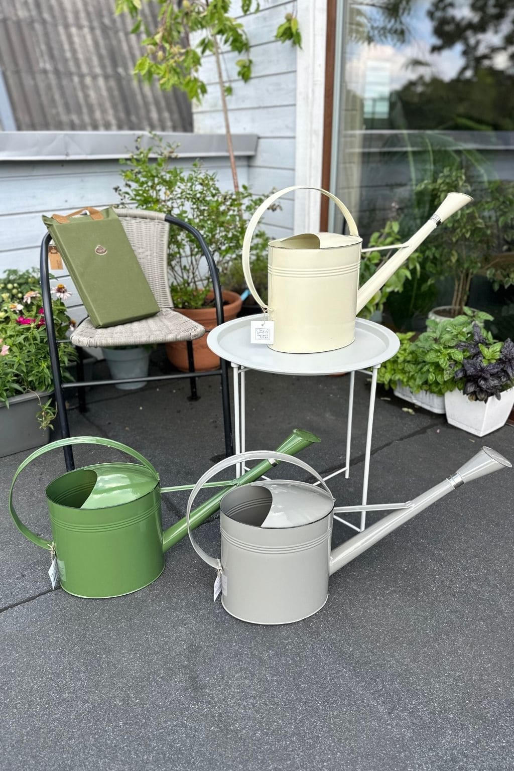 Watering can (metal, 7.7 l) - White
