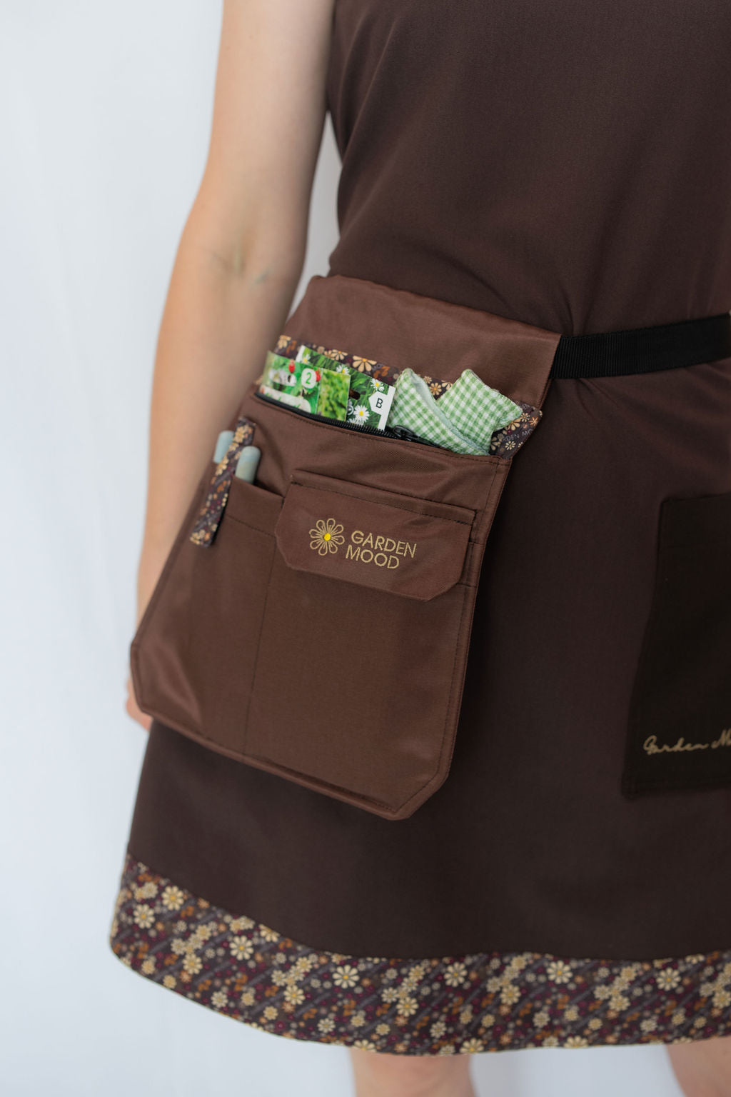 Garden tool pocket