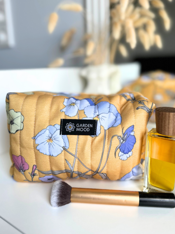 Makeup Bag "Pansy"