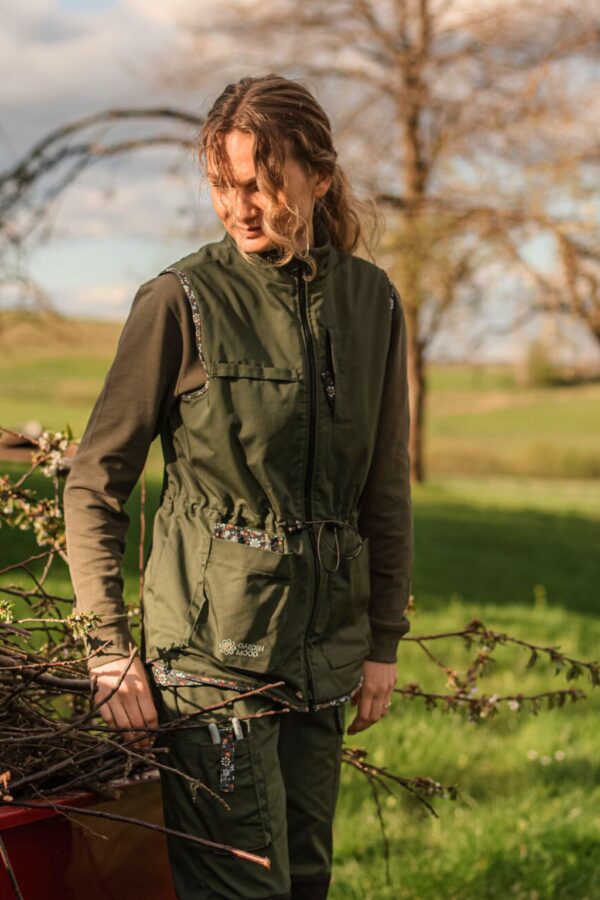 Reversible Gardeners Vest (Tool Pockets, Adjustable Waist)